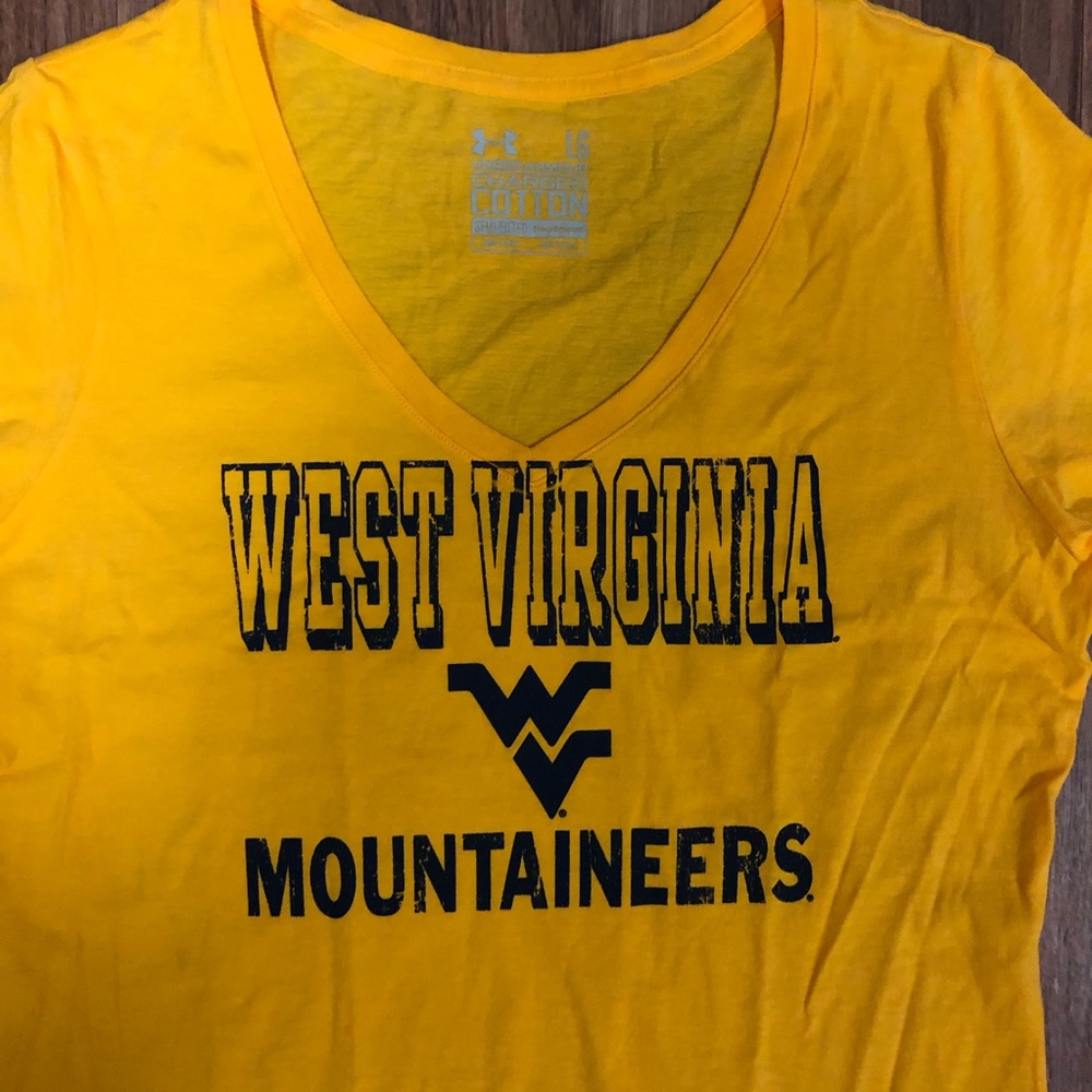 NWT Under Armour West Virginia Mountaineers Yellow V-Neck T-Shirt Women’s L